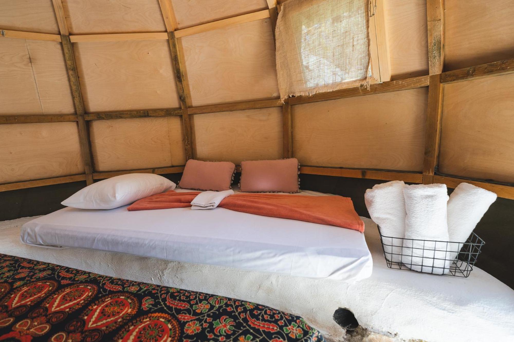 Nisi Glamping Otel Paralía Rachon Oda fotoğraf